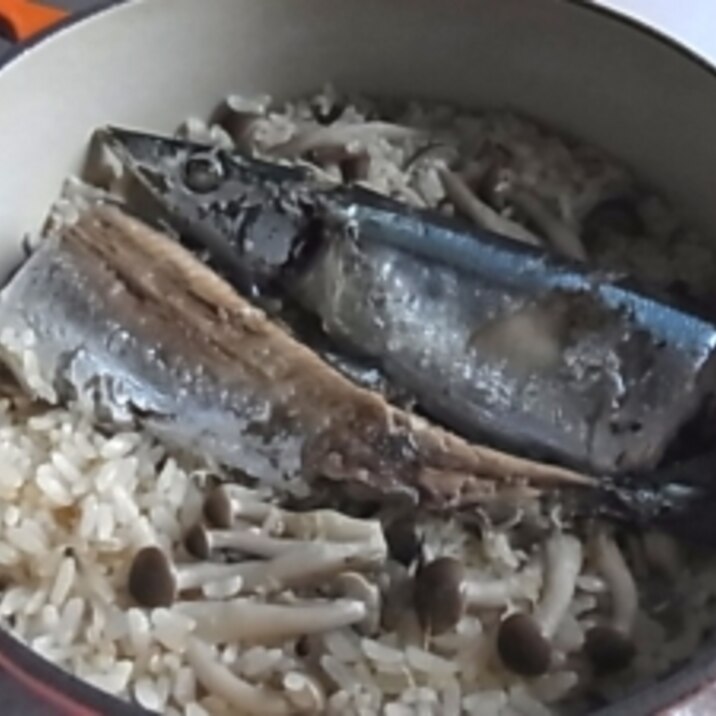 サンマときのこの炊き込みご飯